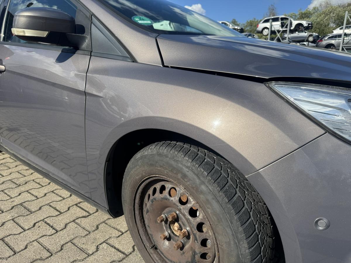 Ford Focus 3 original Kotfl&uuml;gel vorn rechts Brisbane Braun Bj.2012